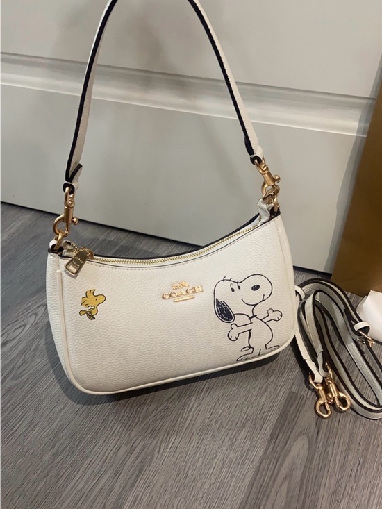 Coach Handbags - Coach White Leather Snoopy & Woodstock Shoulder Bag with Gold Hardware